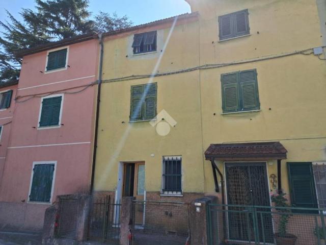 Appartamento in vendita a Ceranesi, Liguria