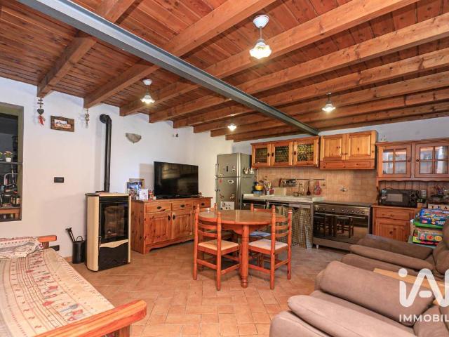 Appartamento in vendita a Ceranesi, Liguria