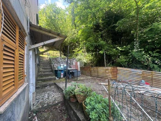 Appartamento in vendita a Ceranesi, Liguria
