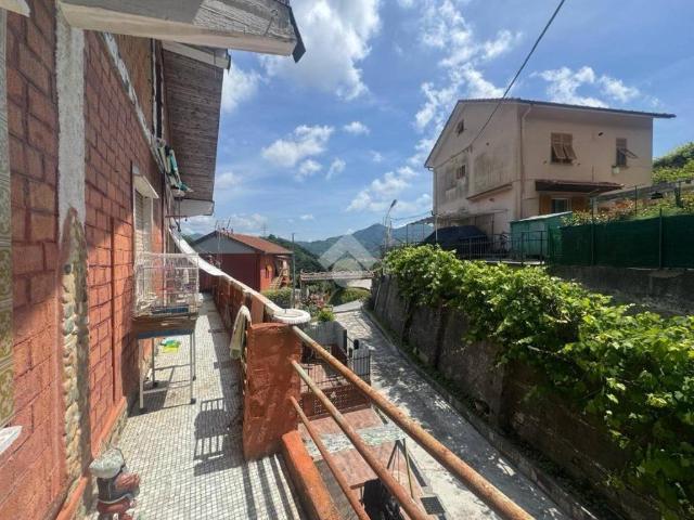 Appartamento in vendita a Ceranesi, Liguria