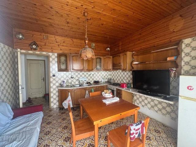 Appartamento in vendita a Ceranesi, Liguria