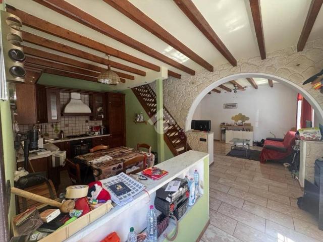 Appartamento in vendita a Ceranesi, Liguria