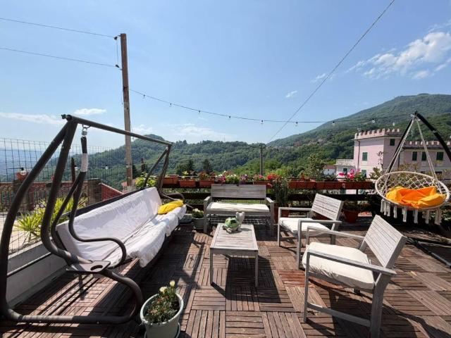 Appartamento in vendita a Ceranesi, Liguria
