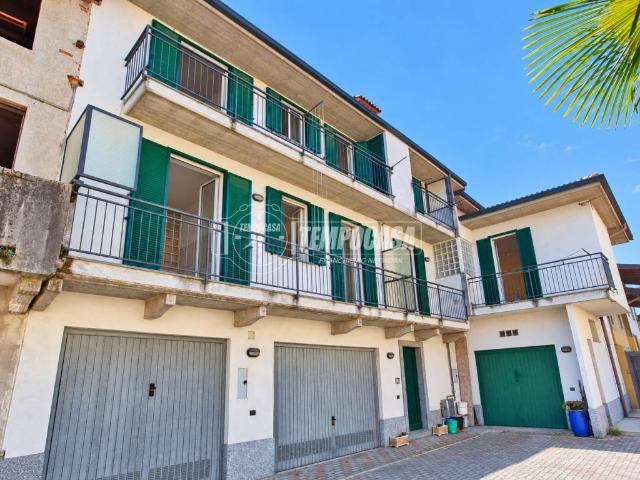 Appartamento in vendita a Cerano, Novara