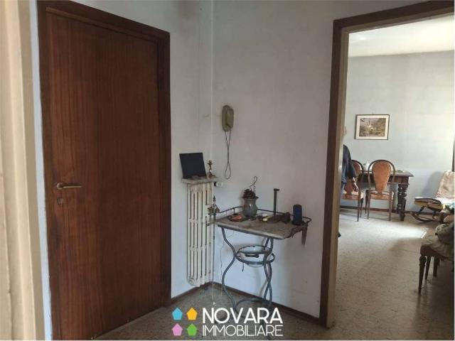 Appartamento in vendita a Cerano, Novara