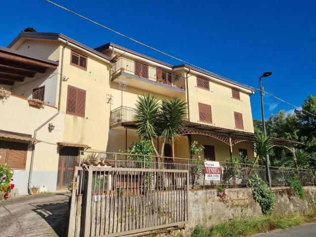 Appartamento in vendita a Ceraso, Campania