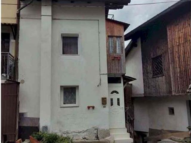Appartamento in vendita a Cercivento, Friuli-Venezia Giulia