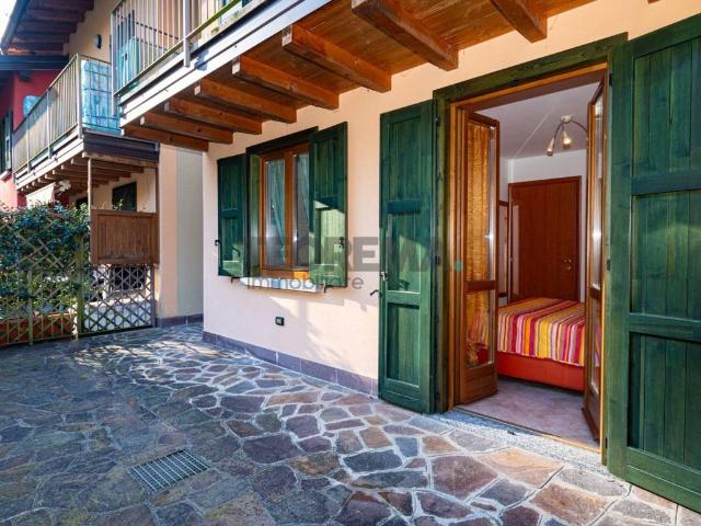Appartamento in vendita a Cerete, Lombardia