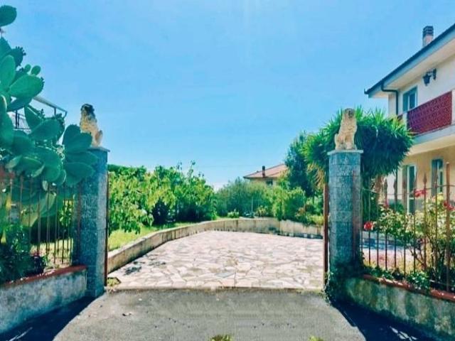Appartamento in vendita a Ceriale, Liguria