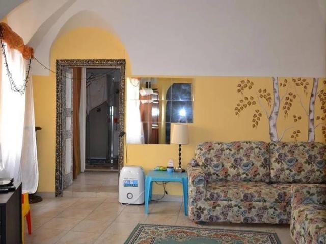 Appartamento in vendita a Baiardo, Liguria