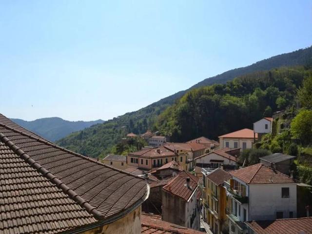 Appartamento in vendita a Baiardo, Liguria