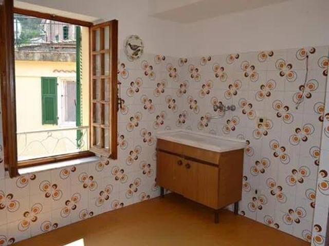 Appartamento in vendita a Baiardo, Liguria