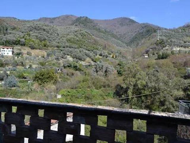 Appartamento in vendita a Baiardo, Liguria