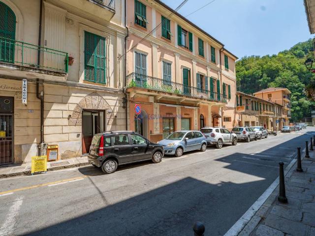 Appartamento in vendita a Baiardo, Liguria