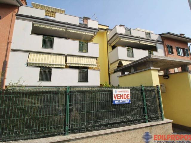 Appartamento in vendita a Ceriano Laghetto, Lombardia