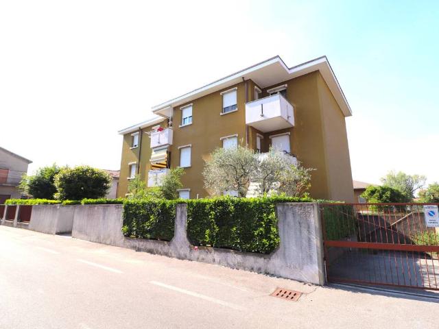 Appartamento in vendita a Ceriano Laghetto, Lombardia
