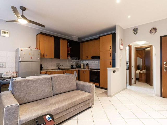Appartamento in vendita a Ceriano Laghetto, Lombardia