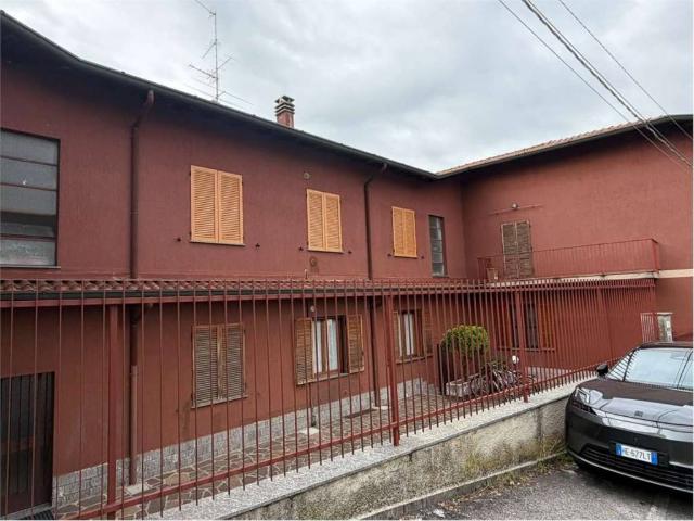 Appartamento in vendita a Ceriano Laghetto, Lombardia