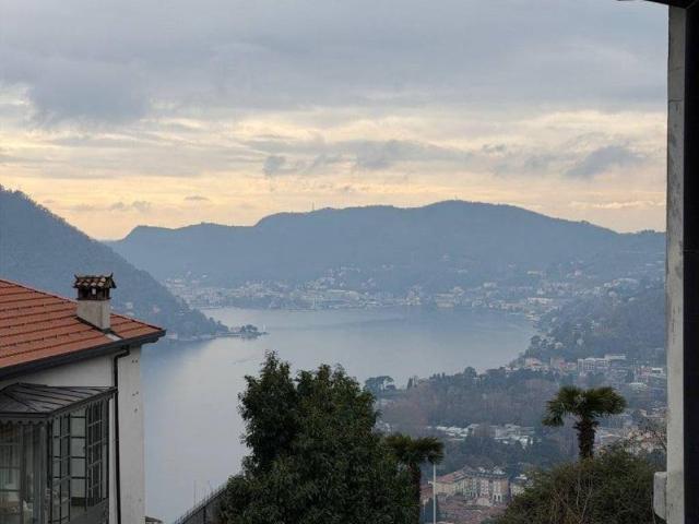 Appartamento in vendita a Rovenna, Cernobbio