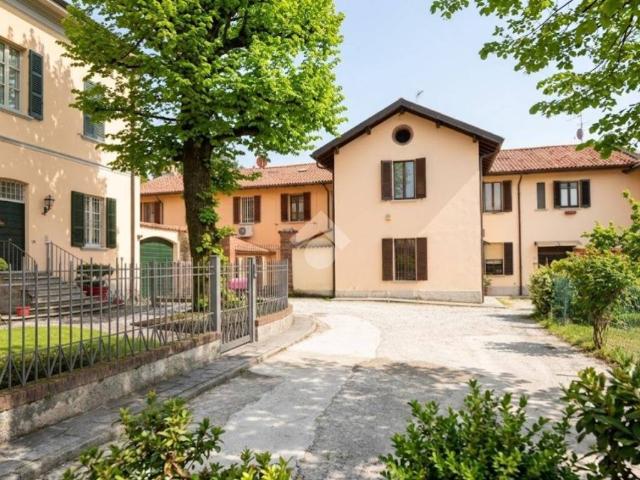 Appartamento in vendita a Cernusco Lombardone, Lombardia