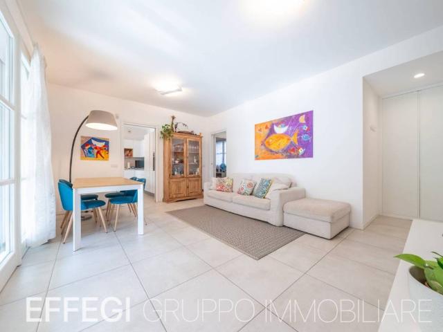 Appartamento in vendita a Cernusco Sul Naviglio, Lombardia