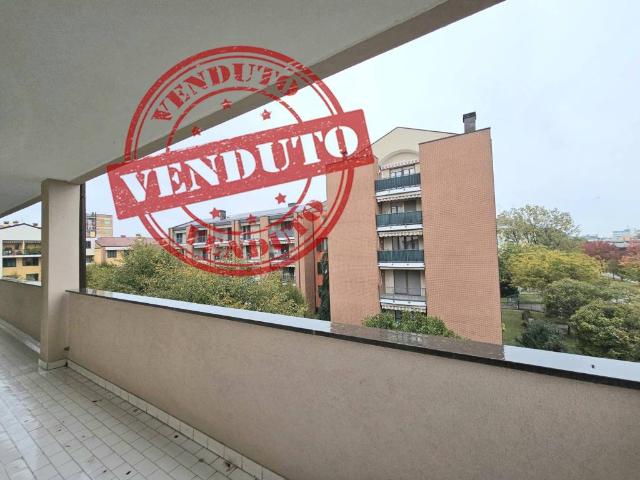 Appartamento in vendita a Cernusco Sul Naviglio, Lombardia