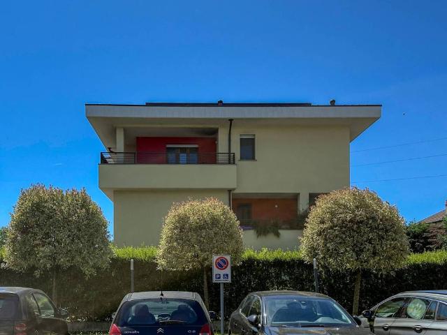 Appartamento in vendita a Cernusco Sul Naviglio, Lombardia