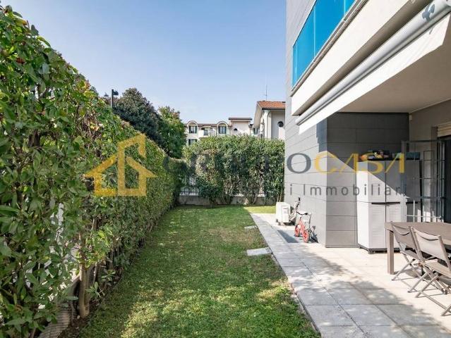 Appartamento in vendita a Cernusco Sul Naviglio, Lombardia