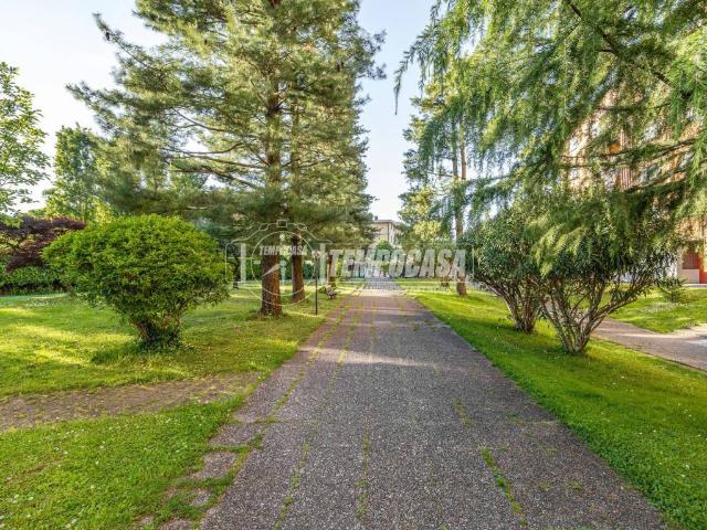 Appartamento in vendita a Cernusco Sul Naviglio, Lombardia