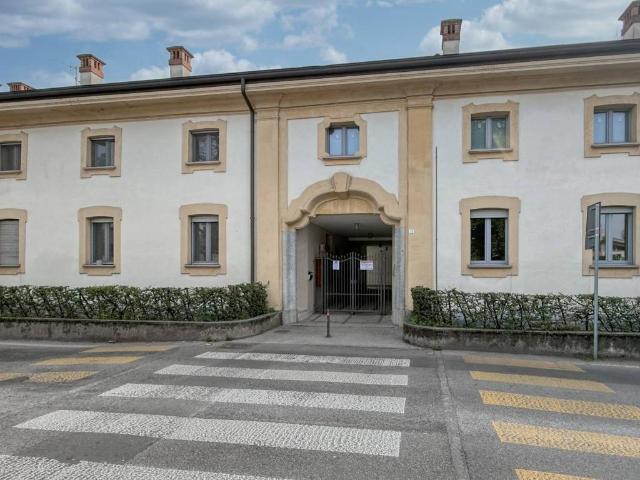 Appartamento in vendita a Cernusco Sul Naviglio, Lombardia