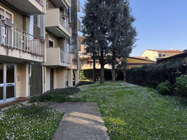 Appartamento in vendita a Cernusco Sul Naviglio, Lombardia