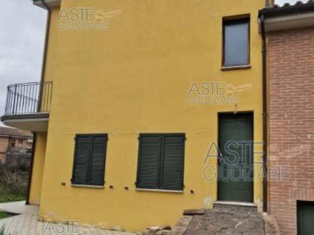 Appartamento in vendita a Cerreto d'Esi, Ancona