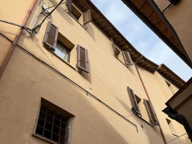 Appartamento in vendita a Cerreto Di Spoleto, Umbria