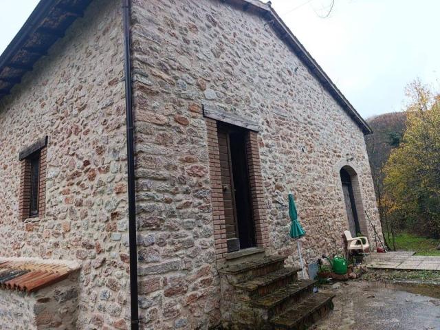 Appartamento in vendita a Cerreto Di Spoleto, Umbria