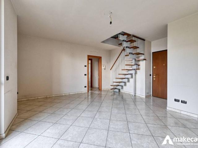 Appartamento in vendita a Cerro Al Lambro, Lombardia