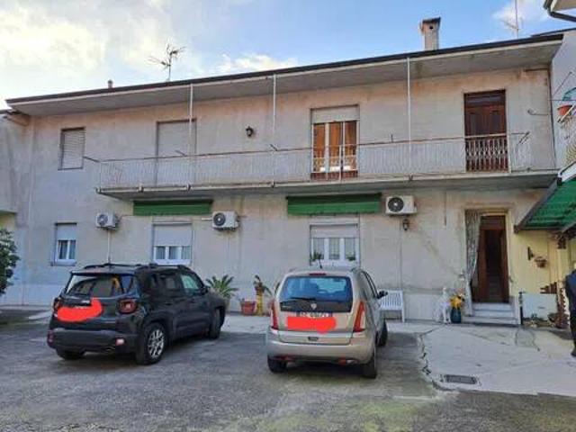 Appartamento in vendita a Cerro Maggiore, Lombardia