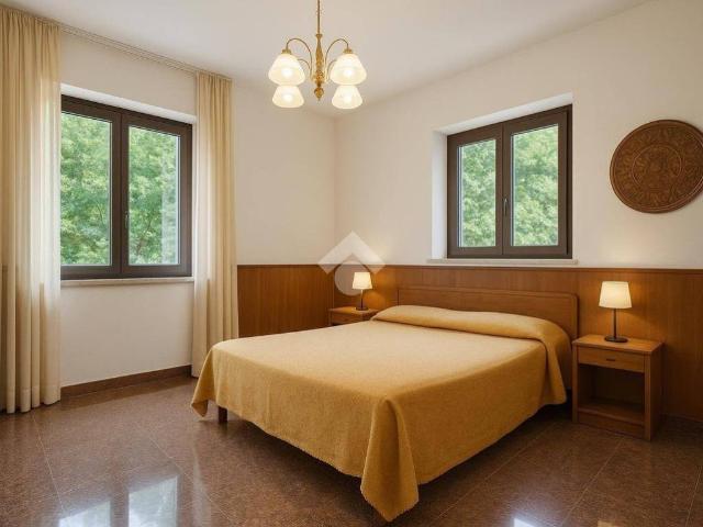 Appartamento in vendita a Cerro Veronese, Veneto