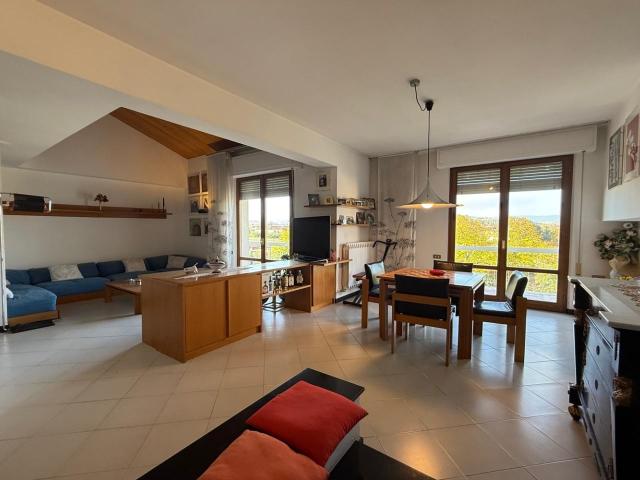 Appartamento in vendita a Certaldo, Firenze