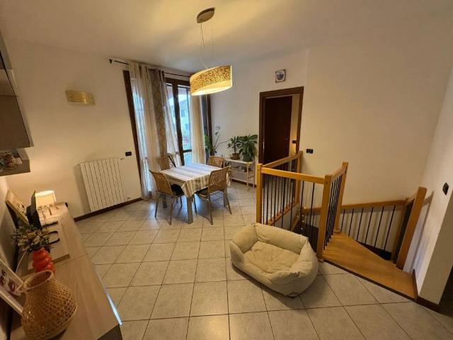 Appartamento in vendita a Certosa Di Pavia, Lombardia