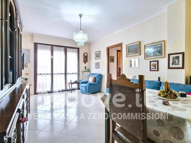 Appartamento in vendita a Torre del Mangano, Certosa Di Pavia