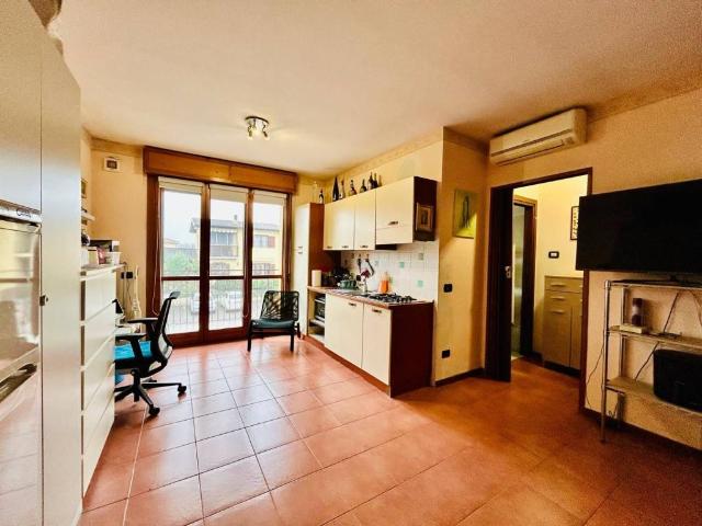 Appartamento in vendita a Certosa Di Pavia, Lombardia