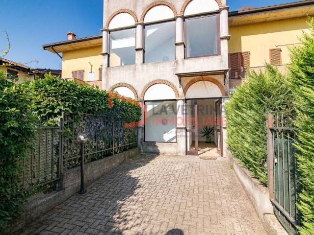 Appartamento in vendita a Torre del Mangano, Certosa Di Pavia