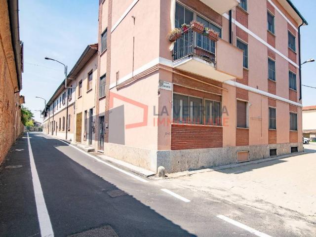 Appartamento in vendita a Torre del Mangano, Certosa Di Pavia