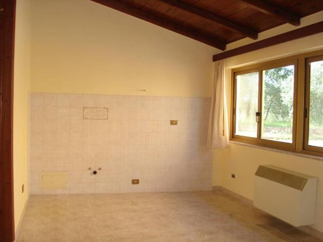Appartamento in vendita a Cervaro, Lazio