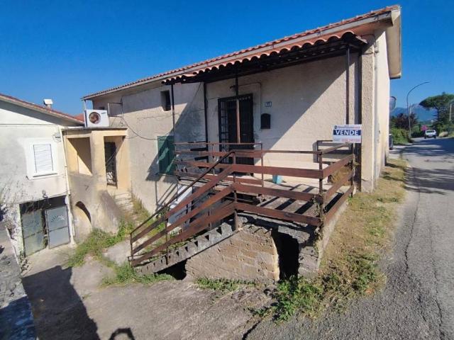 Appartamento in vendita a Cervaro, Lazio
