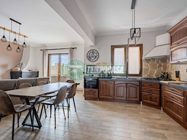 Appartamento in vendita a Vigna della Casa, Roma Capitale