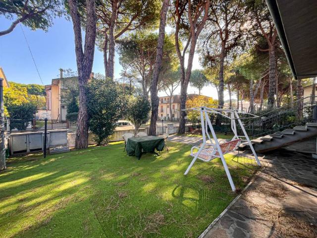 Villa Indipendente in vendita a Cervia, Reggio Emilia