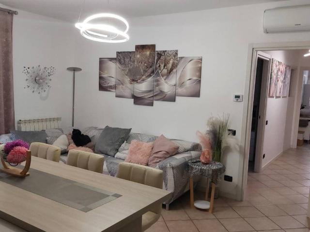 Appartamento in vendita a Cervignano D'adda, Lombardia