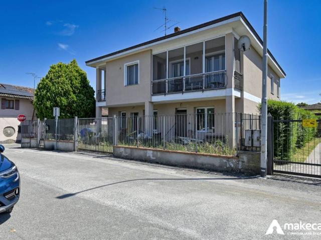 Appartamento in vendita a Cervignano D'adda, Lombardia