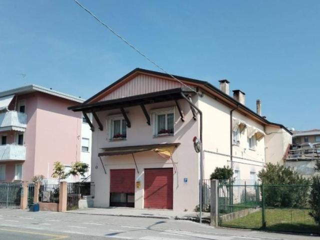 Appartamento in vendita a Scodovacca, Cervignano Del Friuli